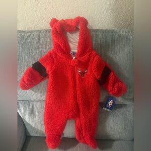 Chicago Bulls Red Baby One-Piece Fleece Romper with Hood